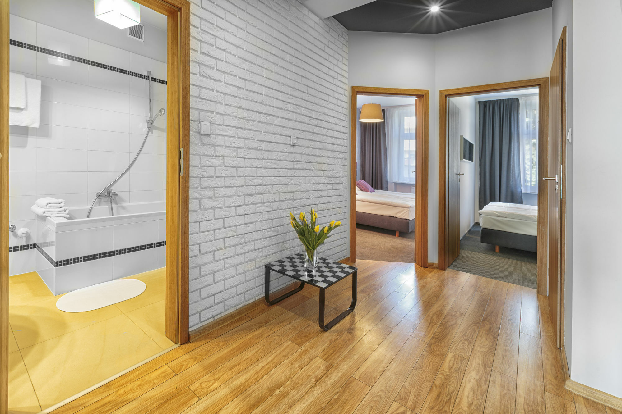 Aurora Residence วูดช์ ภายนอก รูปภาพ